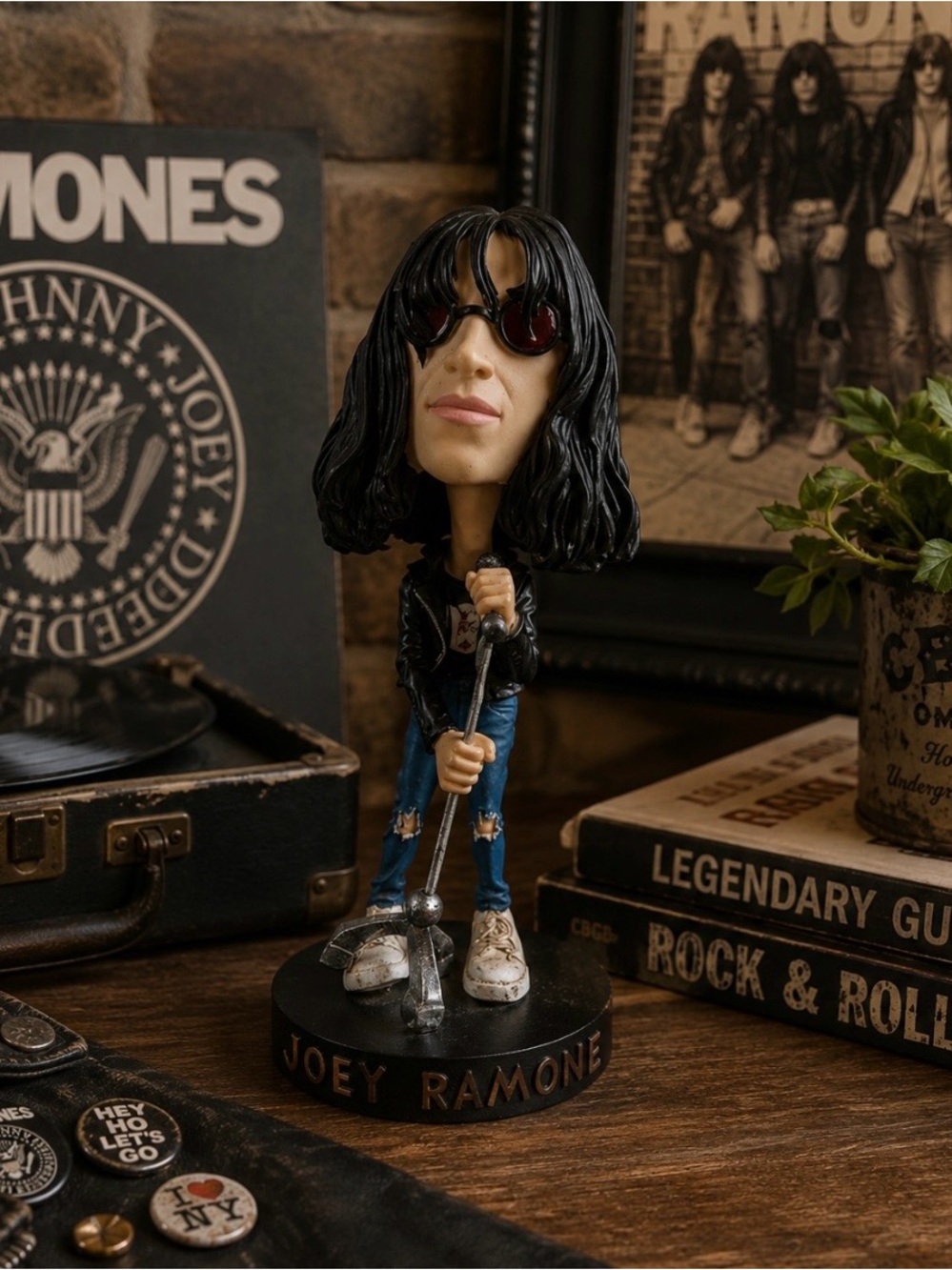 Joey Ramone Bobblehead NECA The Ramones Punk Rock No Box